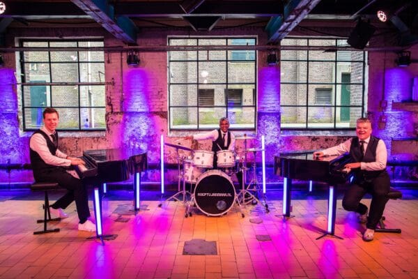 Roept U Jan Maar Duelling Pianoshow