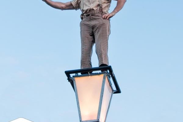 Lantaarnpaal acrobatie