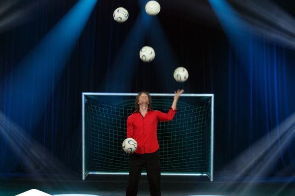 Voetbaljongleur Stijn