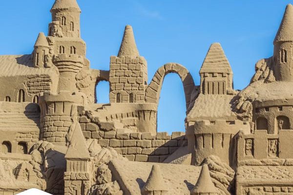 Zandsculpturen bouwen