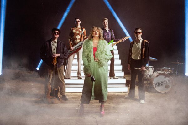 Disco Snolly Live boeken