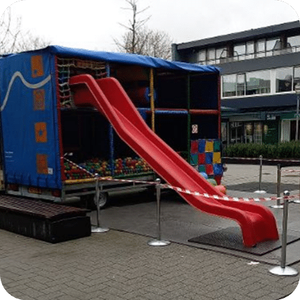 Mobiele Ballenbak boeken