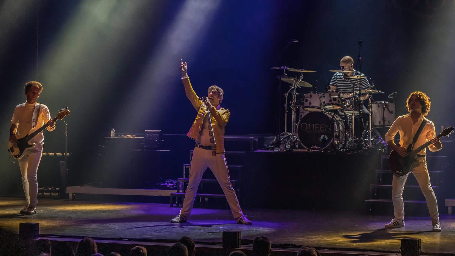Queen Must Go on